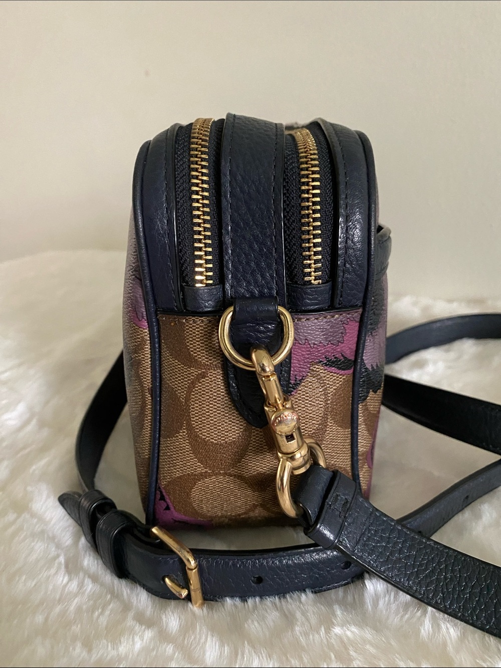 Coach Limited Edition Jes Crossbody In Signature/Kaffe Fassett Print PRICE FIRM - Picture 5 of 16